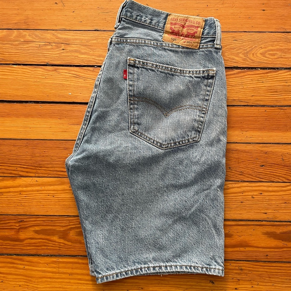 Vintage Levi’s 505 distressed Denim Shorts